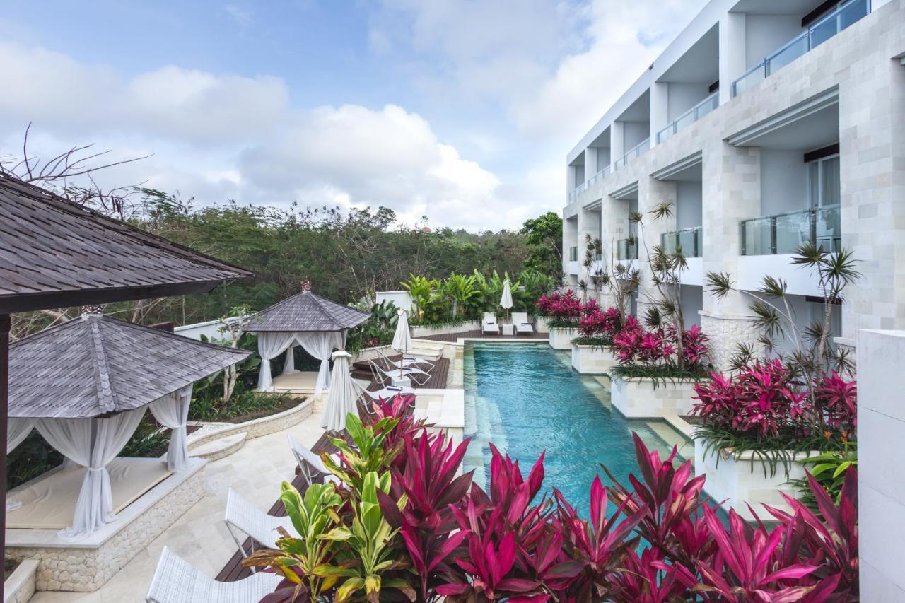 Hotel Adhiloka Uluwatu Exterior foto
