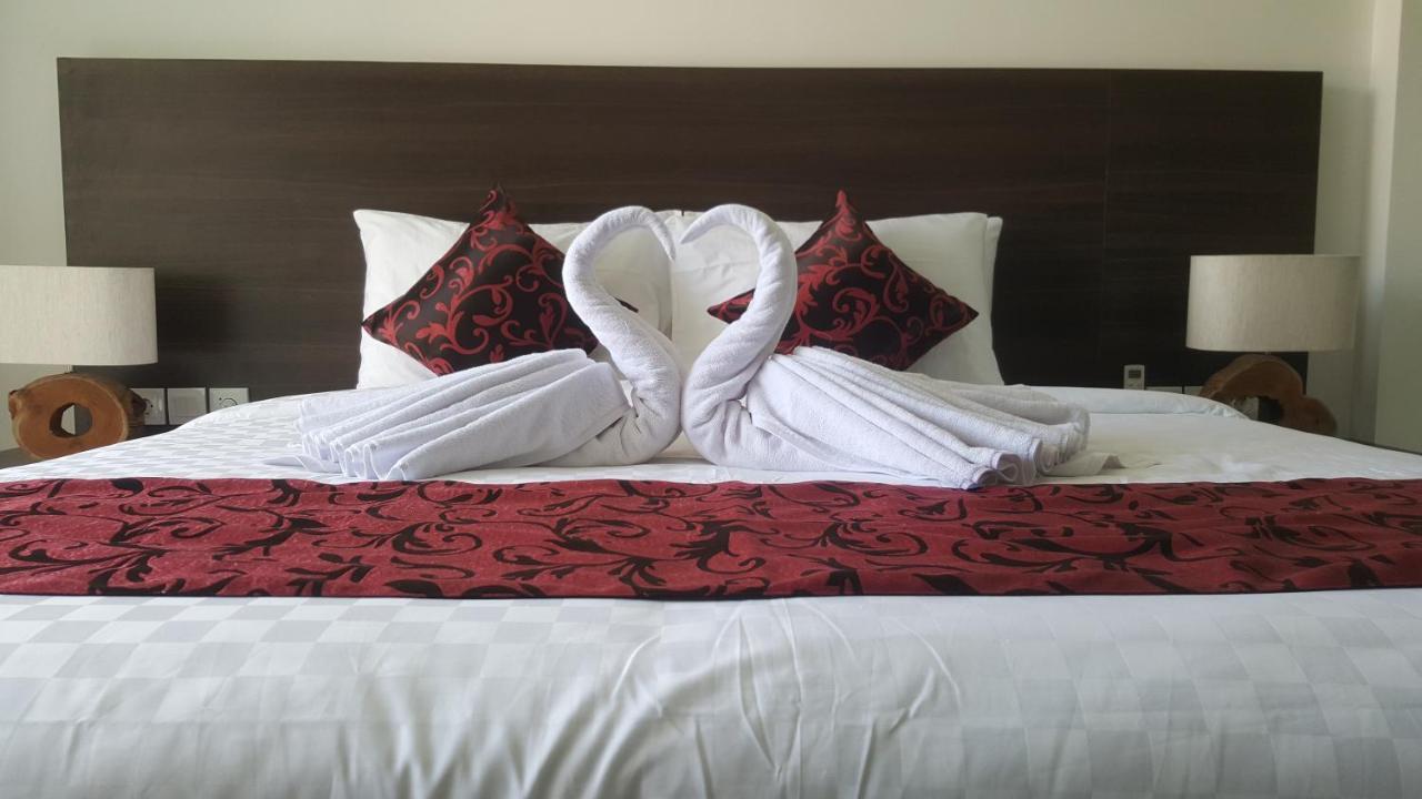 Hotel Adhiloka Uluwatu Exterior foto