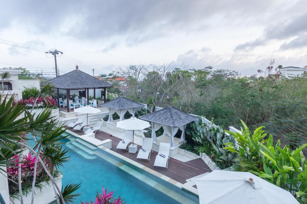 Hotel Adhiloka Uluwatu Exterior foto
